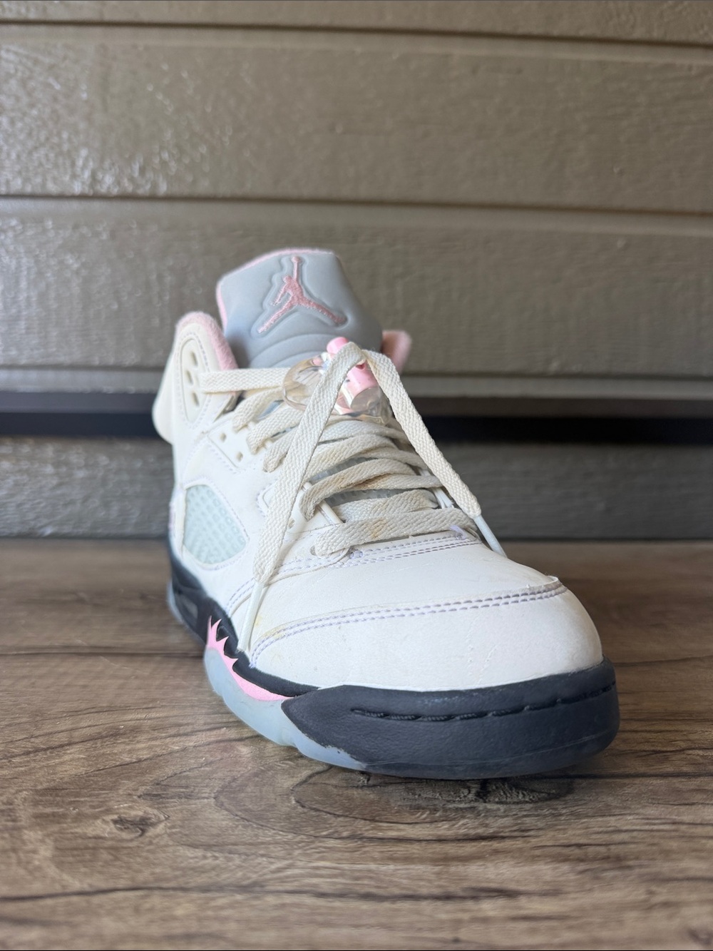 Jordan Kids White and Light Pink Basketball Sneakers size 5 Y
